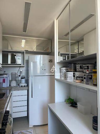 Apartamento à venda com 3 quartos, 66m² - Foto 13