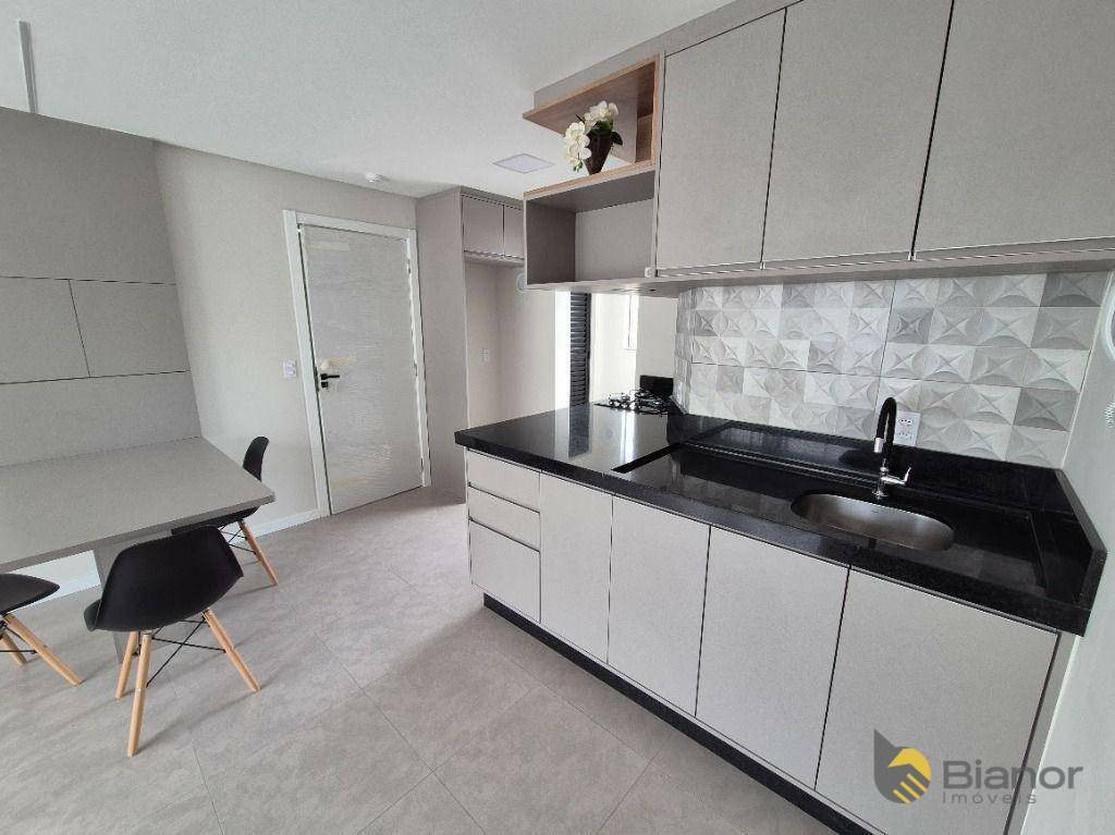 Apartamento à venda com 2 quartos, 64m² - Foto 6