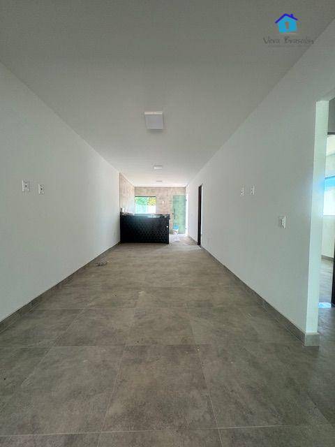 Casa à venda com 3 quartos, 90m² - Foto 14