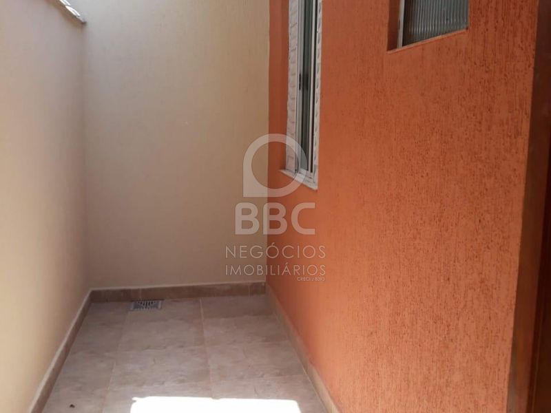 Casa à venda com 2 quartos, 50m² - Foto 11