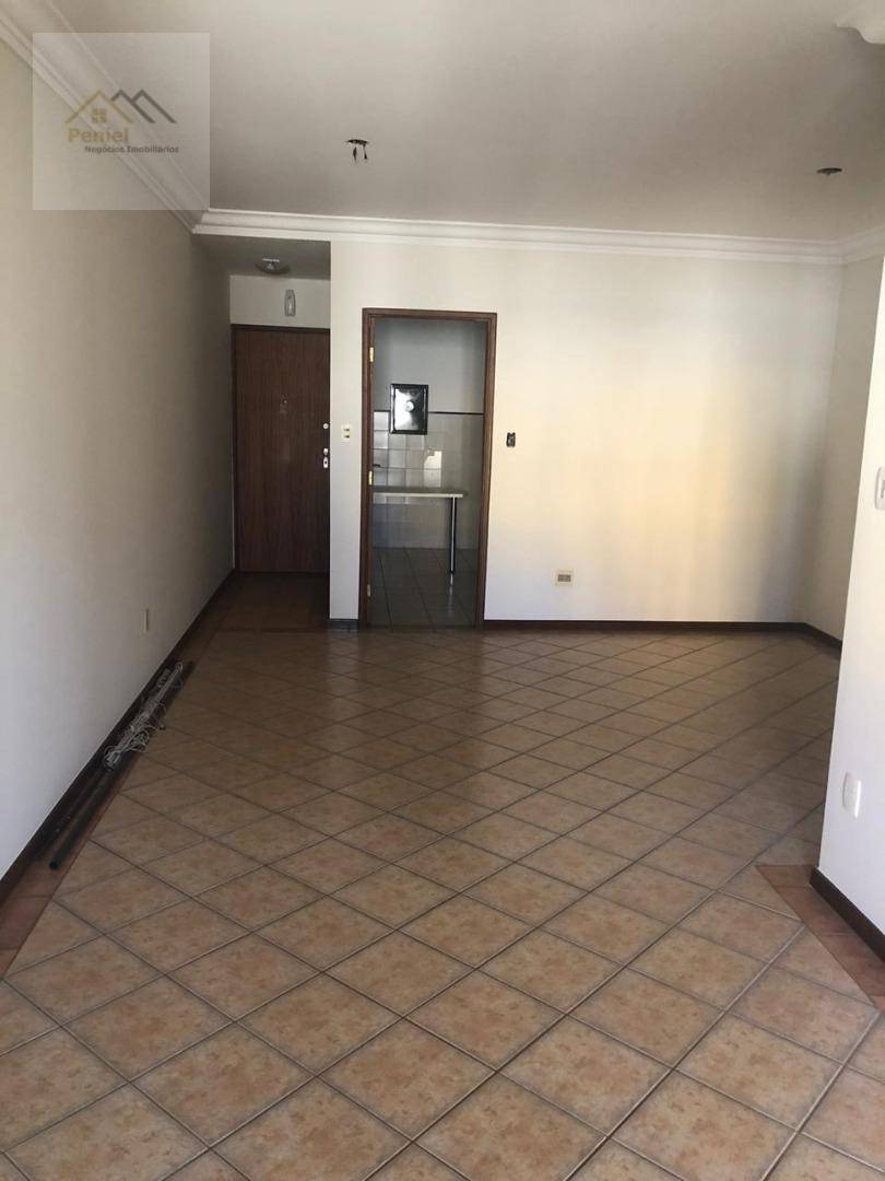 Apartamento à venda com 3 quartos, 84m² - Foto 1