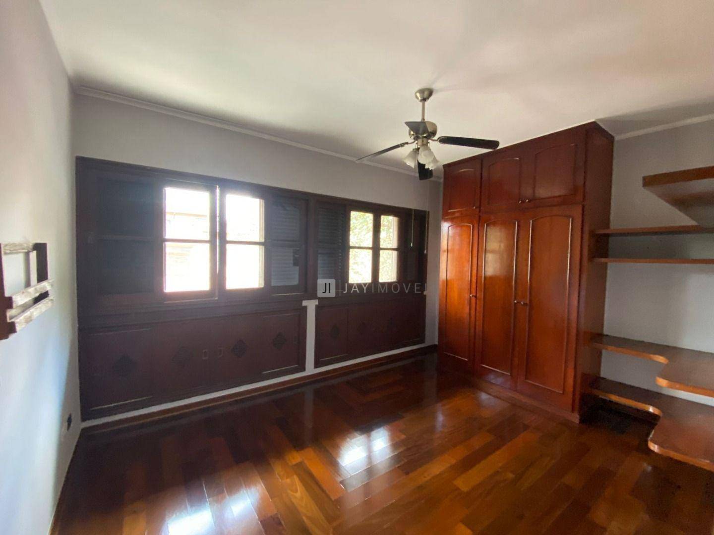 Sobrado à venda com 4 quartos, 340m² - Foto 34