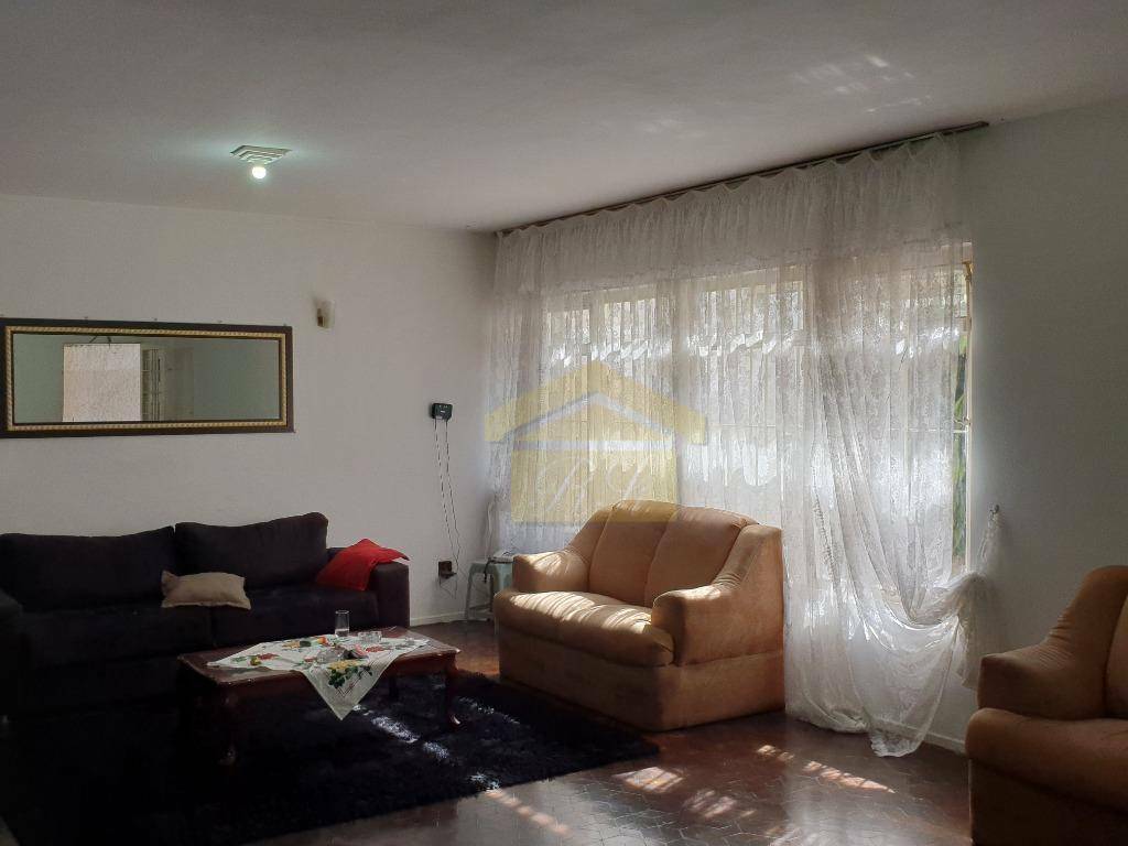 Sobrado à venda e aluguel com 4 quartos, 252m² - Foto 4