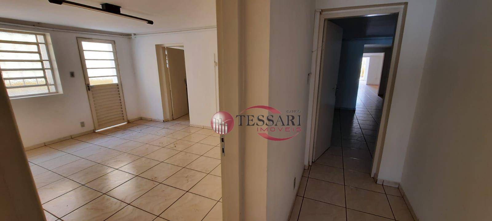 Casa à venda e aluguel com 4 quartos, 350m² - Foto 4