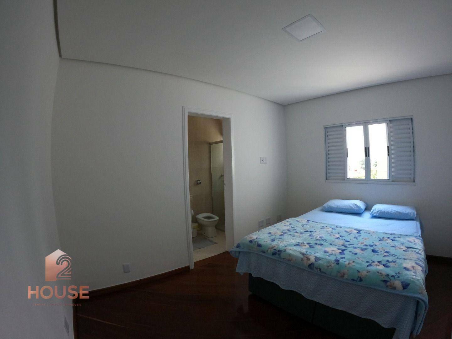 Casa de Condomínio à venda e aluguel com 4 quartos, 300m² - Foto 17