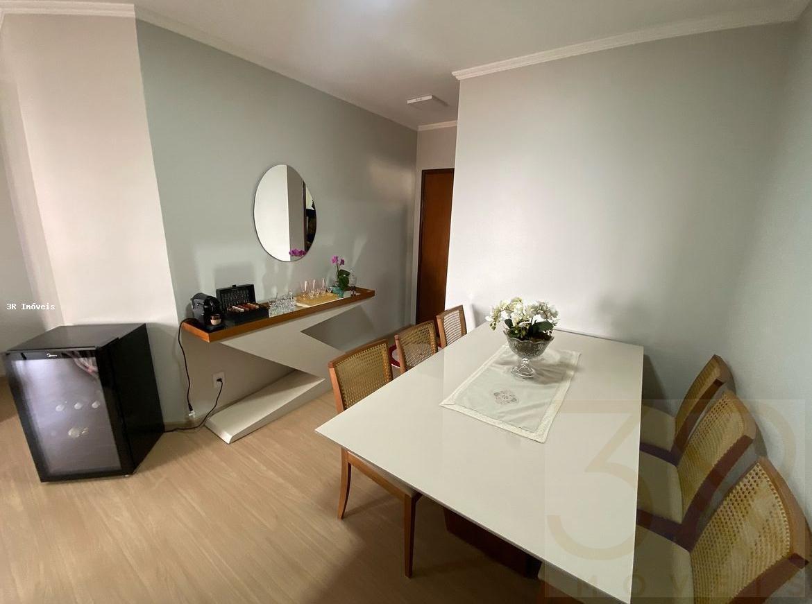 Apartamento à venda com 3 quartos, 93m² - Foto 10