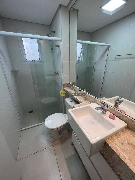 Apartamento à venda com 2 quartos, 65m² - Foto 12