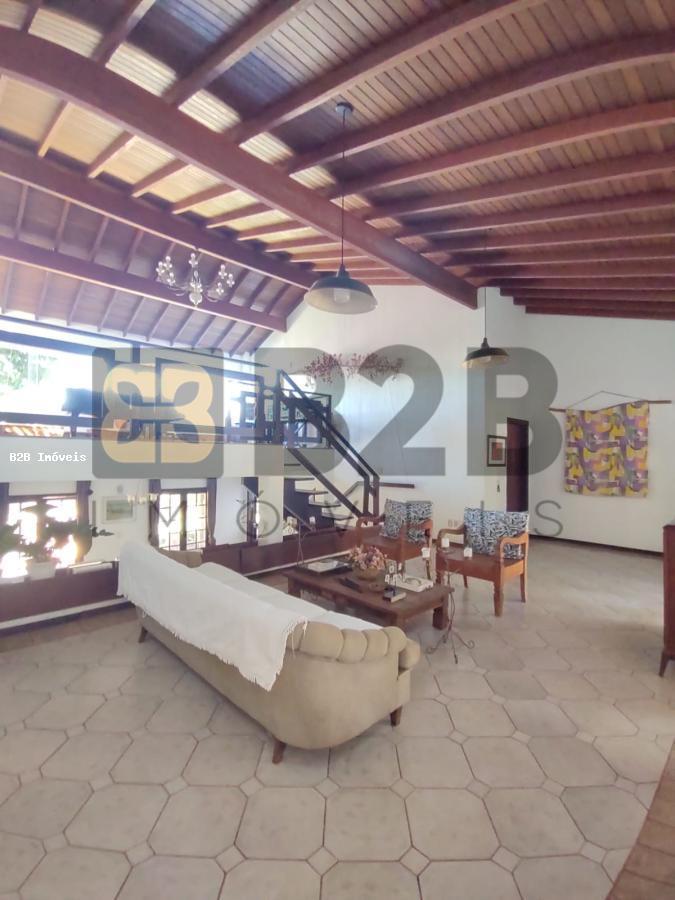 Casa de Condomínio à venda com 4 quartos, 440m² - Foto 4