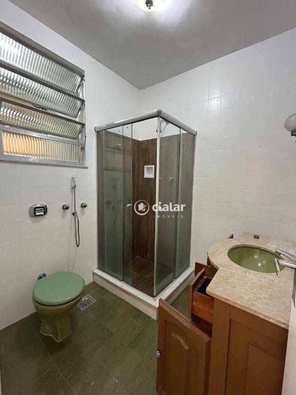 Apartamento à venda com 2 quartos, 72m² - Foto 25