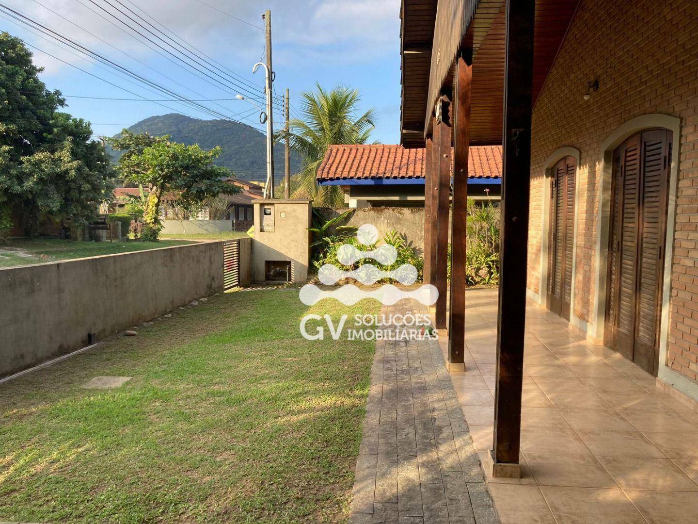 Casa de Condomínio à venda com 4 quartos, 186m² - Foto 2