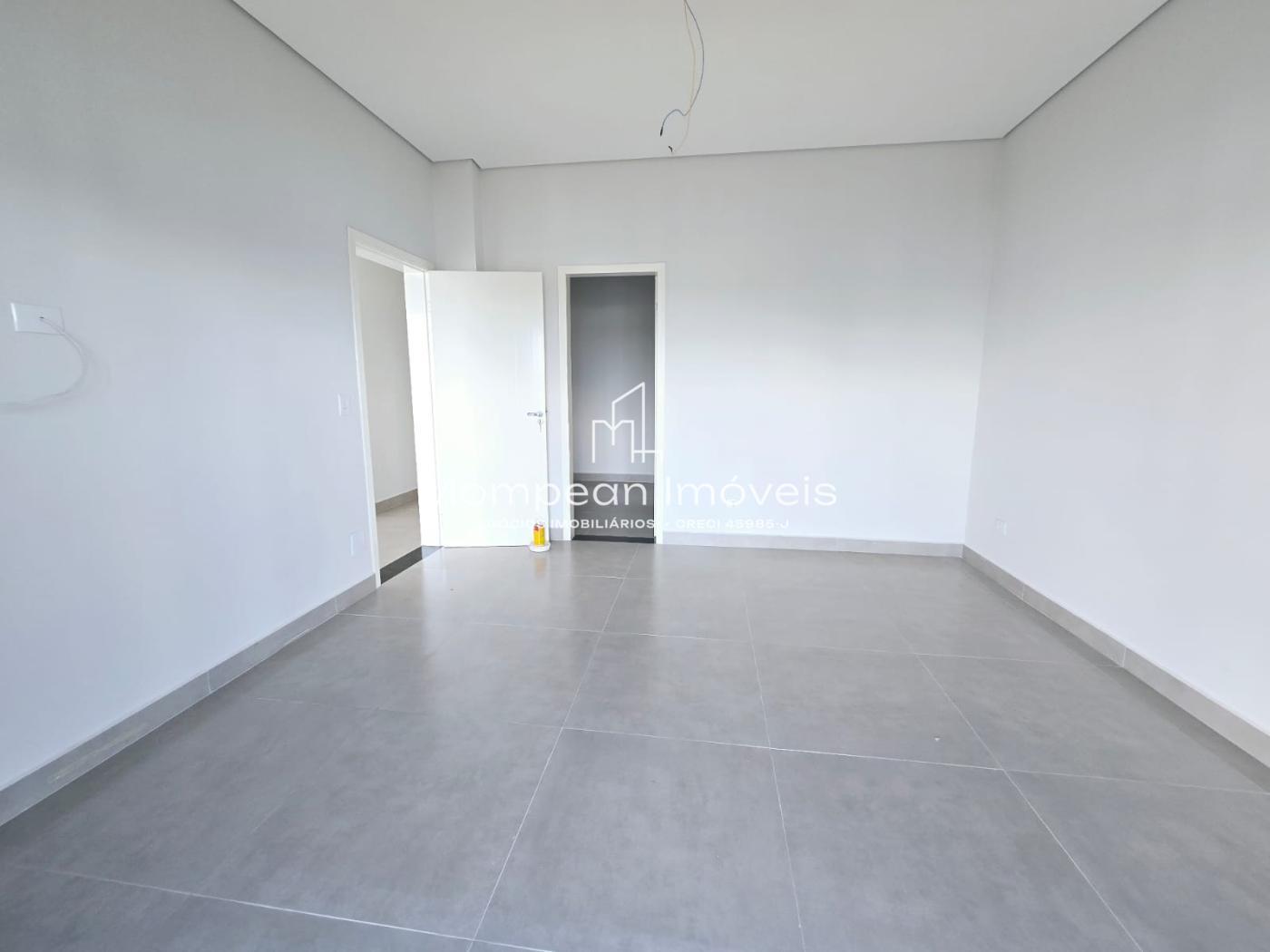 Casa de Condomínio para alugar com 3 quartos, 222m² - Foto 13