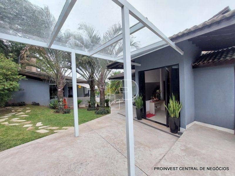 Casa de Condomínio à venda com 4 quartos, 660m² - Foto 3