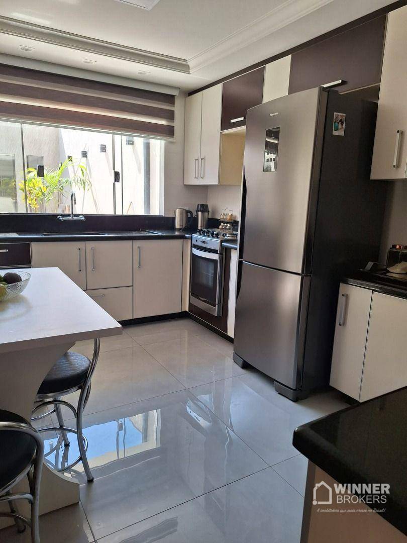 Sobrado à venda com 3 quartos, 245m² - Foto 11