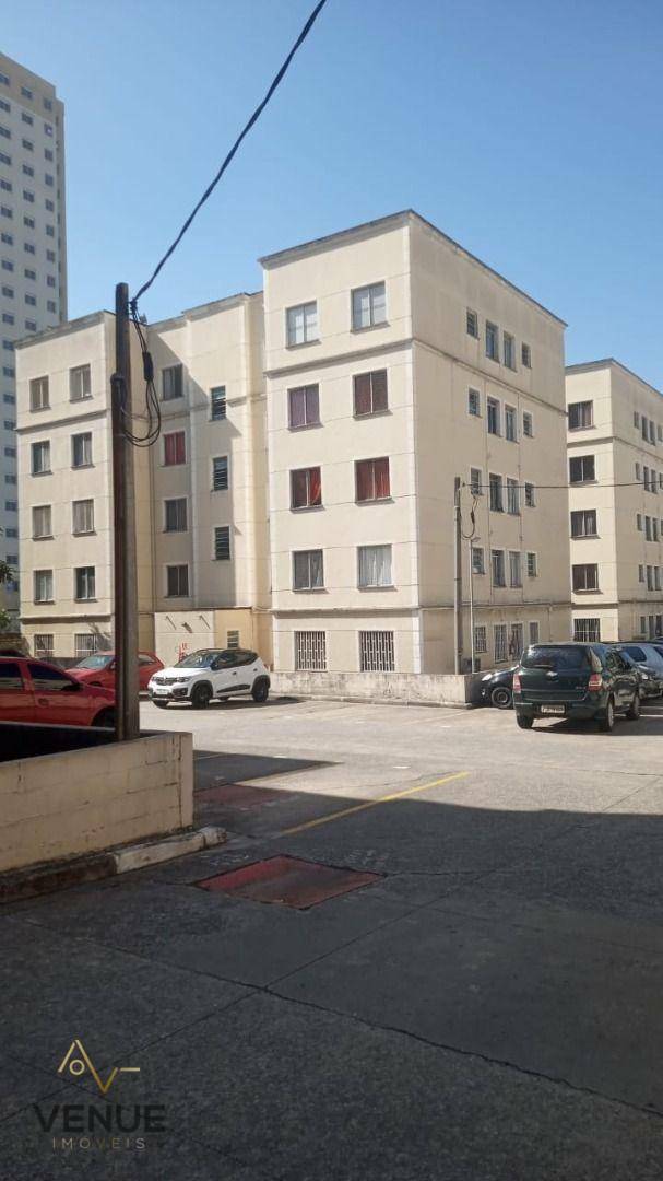 Apartamento à venda com 2 quartos, 40m² - Foto 4