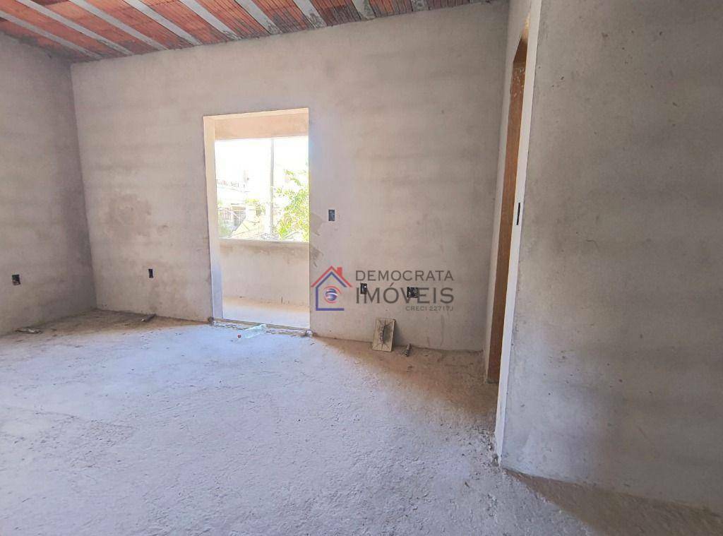 Sobrado à venda com 2 quartos, 127m² - Foto 15