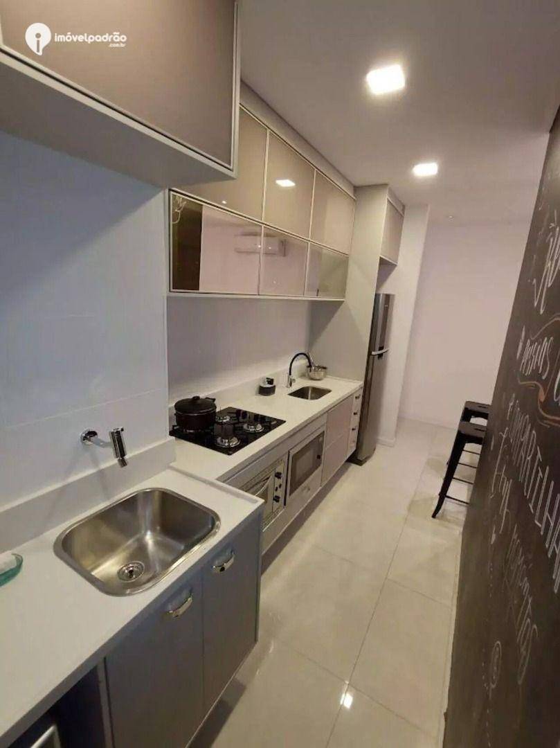 Apartamento à venda com 3 quartos, 67m² - Foto 8