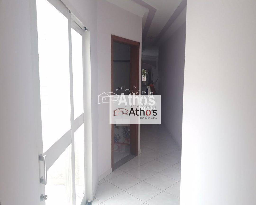 Casa à venda com 3 quartos, 215m² - Foto 20