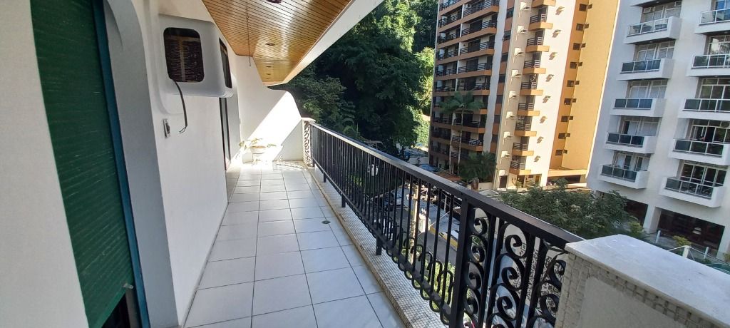 Apartamento à venda e aluguel com 3 quartos, 135m² - Foto 7