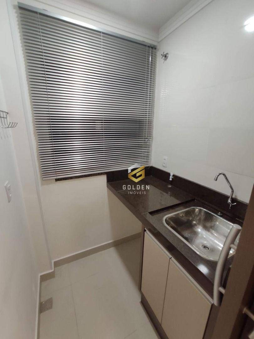 Apartamento à venda com 2 quartos, 64m² - Foto 10