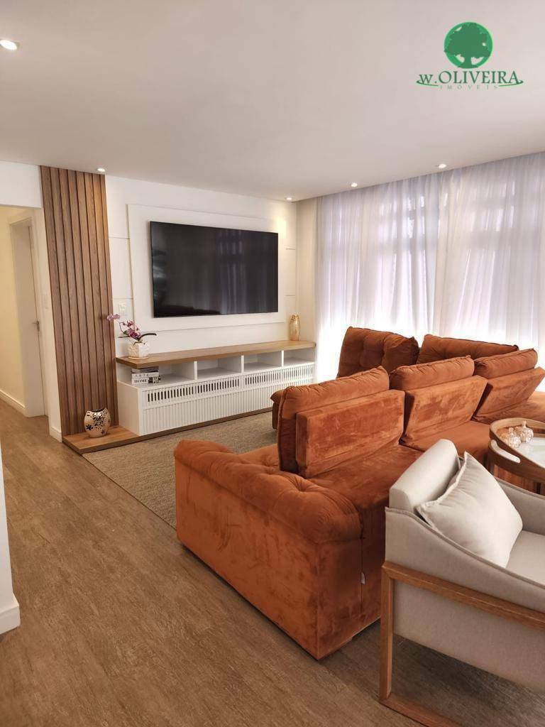 Apartamento à venda com 3 quartos, 128m² - Foto 2