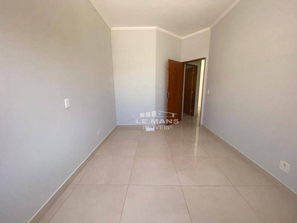 Casa à venda com 3 quartos, 120m² - Foto 11