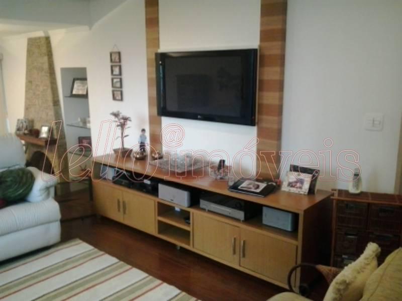 Apartamento à venda com 4 quartos, 210m² - Foto 1