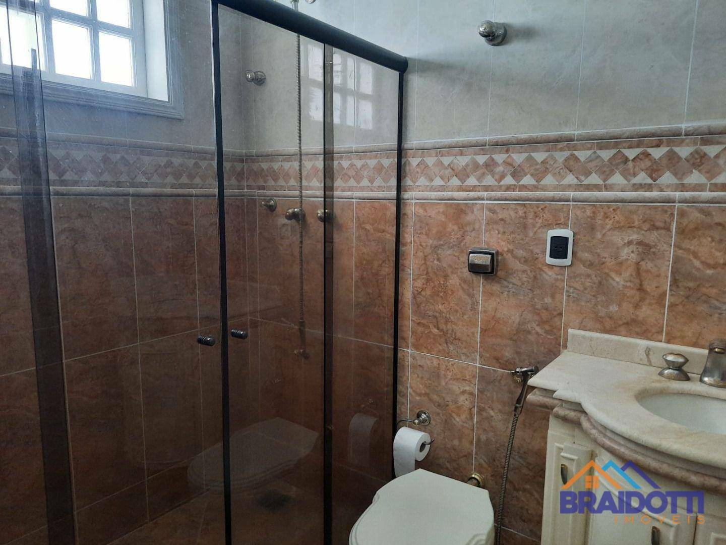 Casa à venda e aluguel com 3 quartos, 251m² - Foto 5