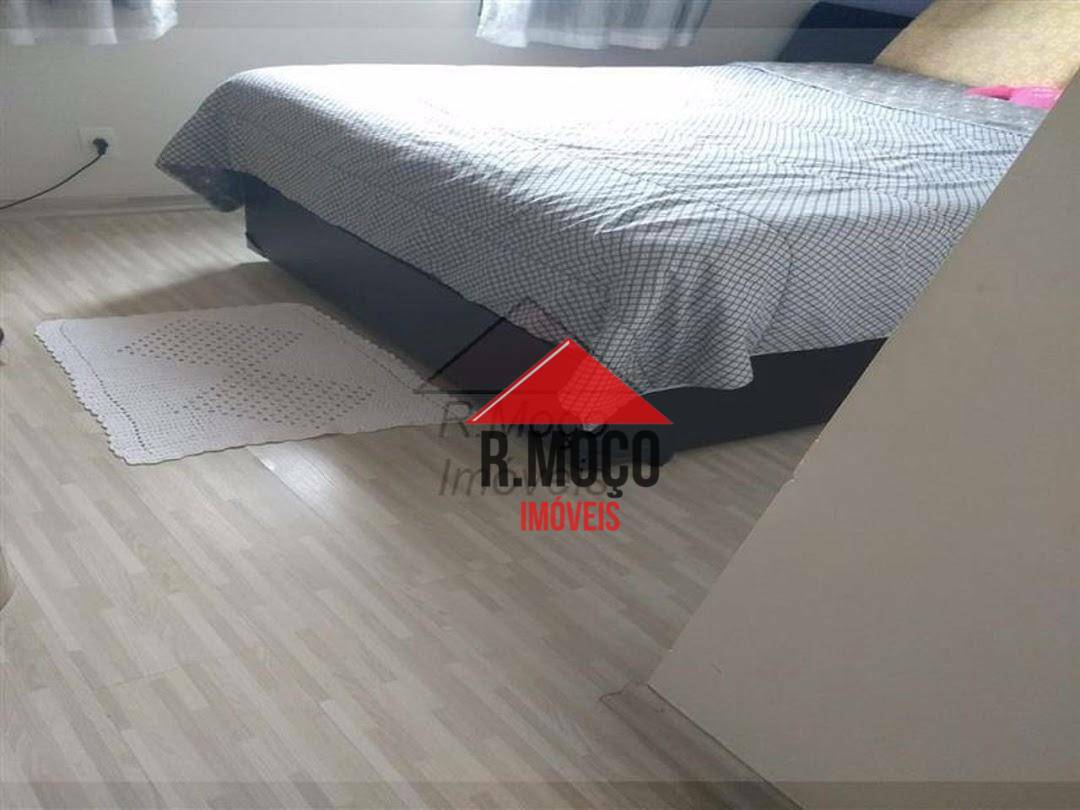 Apartamento à venda com 3 quartos, 77m² - Foto 12