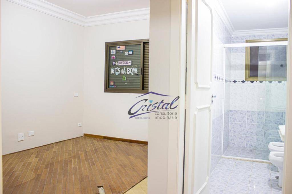 Apartamento à venda com 3 quartos, 247m² - Foto 13