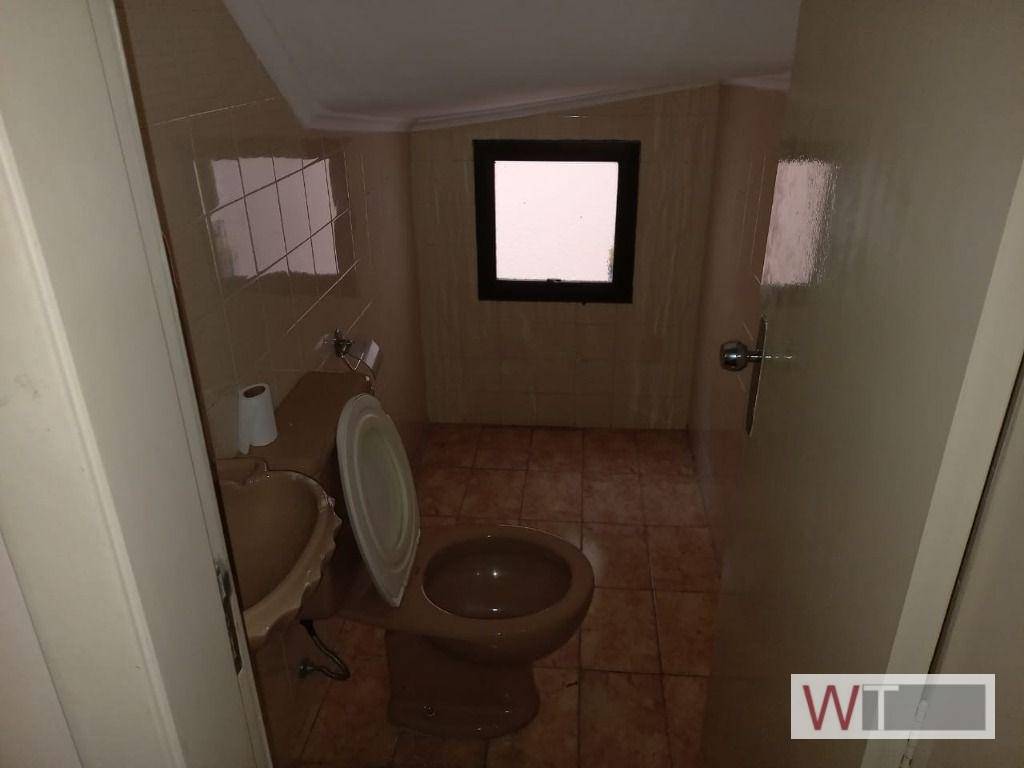 Casa para alugar com 2 quartos, 100m² - Foto 6