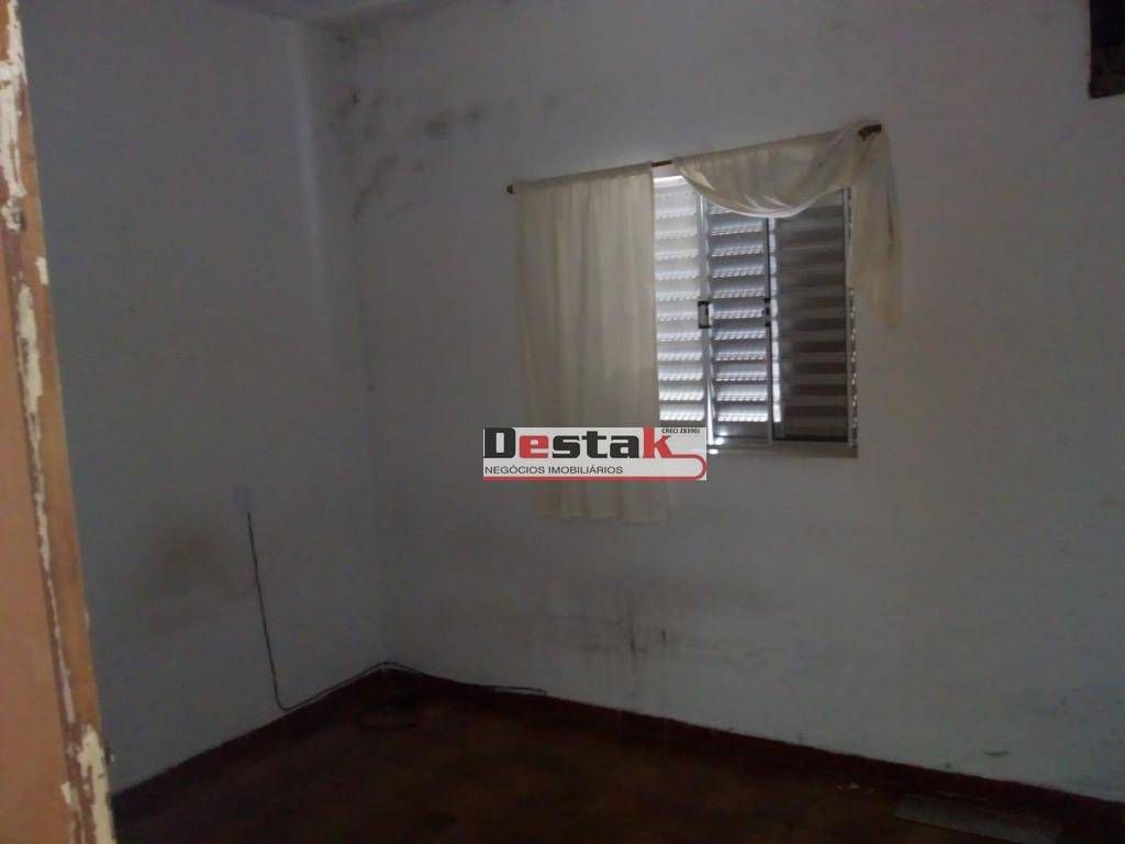 Sobrado à venda com 2 quartos, 250m² - Foto 9