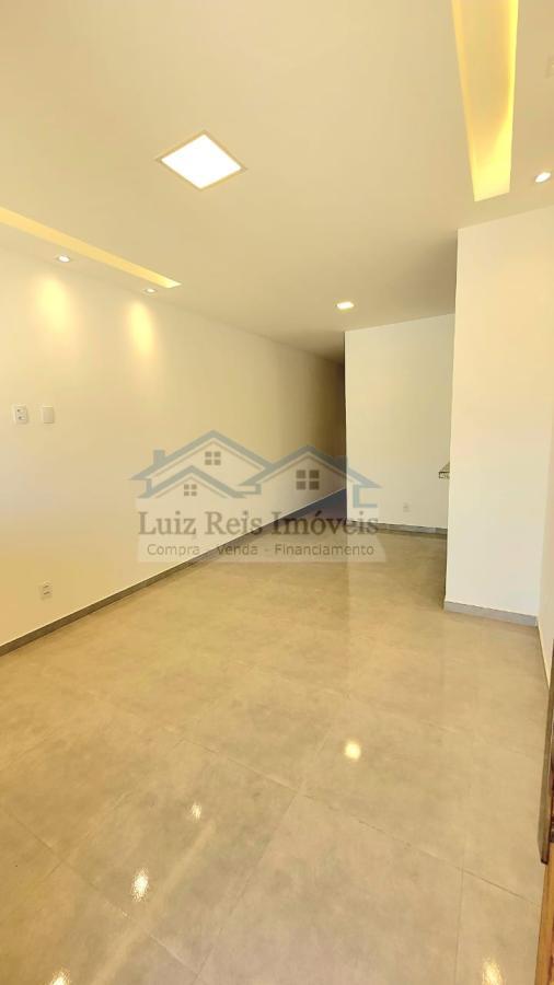 Casa à venda com 2 quartos, 180m² - Foto 14