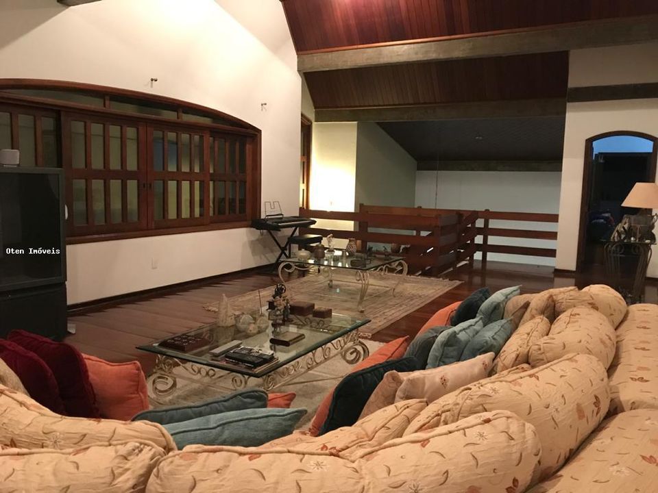 Casa de Condomínio para alugar com 5 quartos, 1200m² - Foto 13