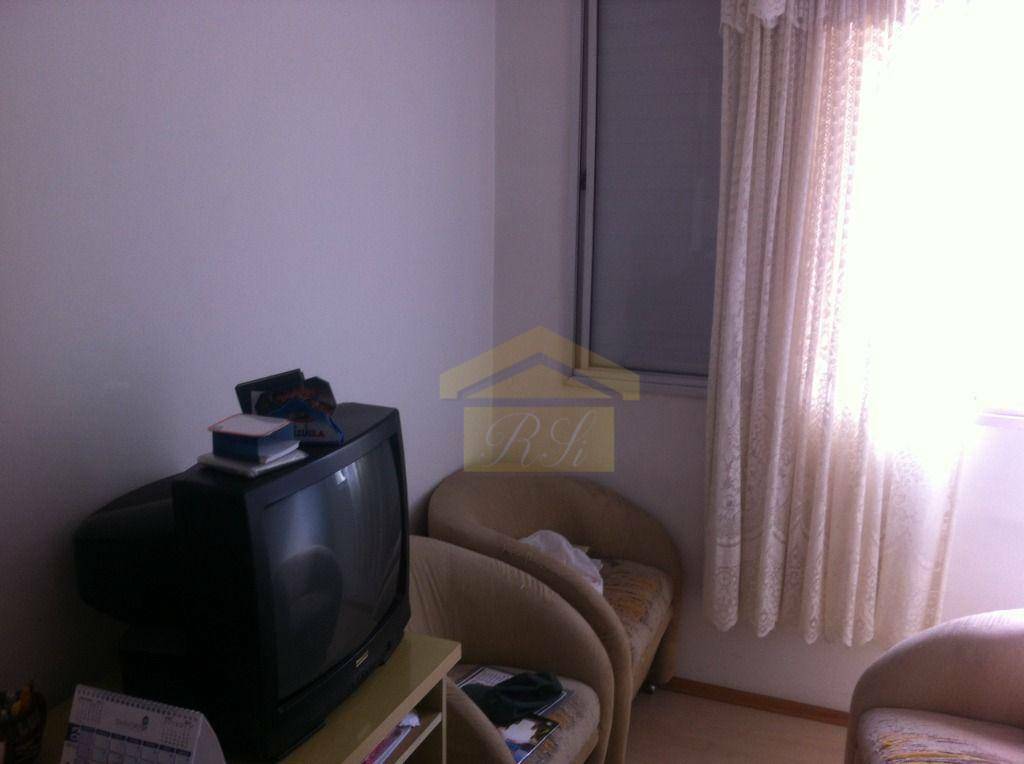 Apartamento à venda com 2 quartos, 60m² - Foto 10