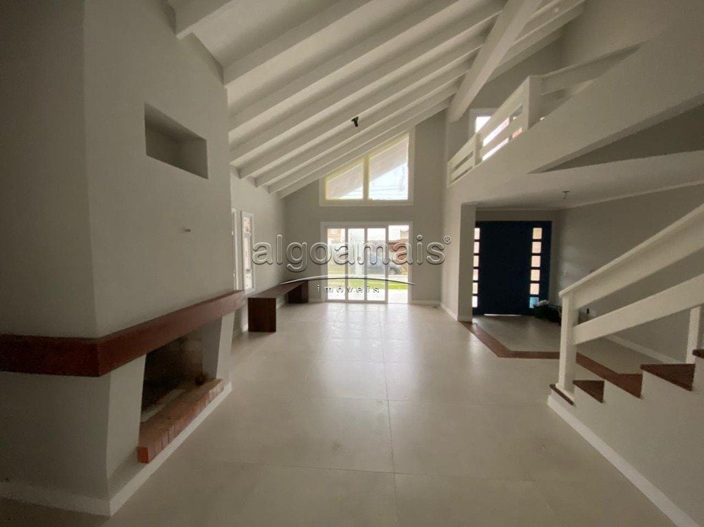 Casa à venda com 6 quartos, 354m² - Foto 7