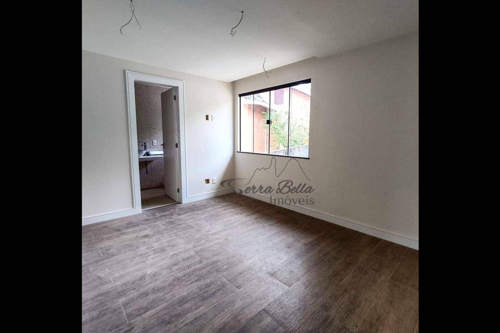 Casa à venda com 5 quartos, 300m² - Foto 7