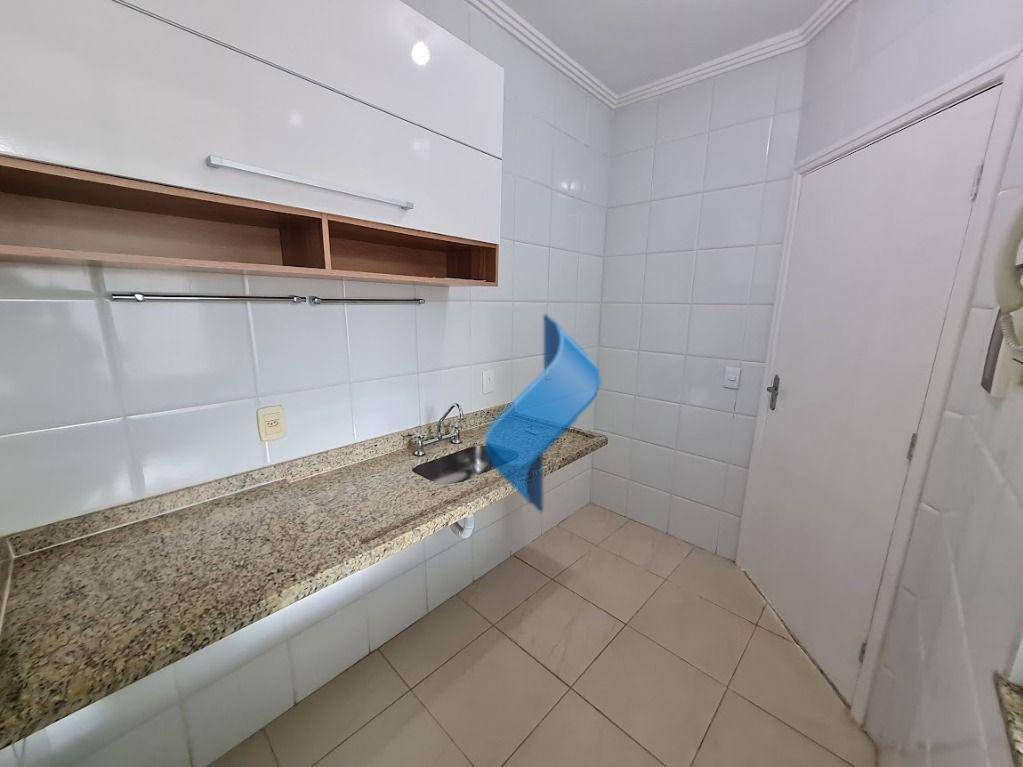 Casa à venda com 2 quartos, 63m² - Foto 10