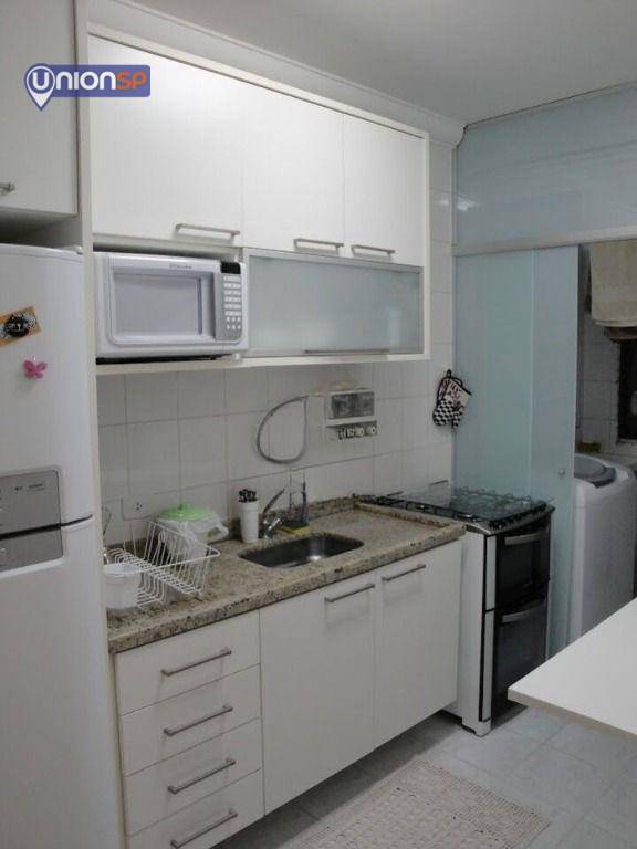 Apartamento à venda com 2 quartos, 70m² - Foto 9