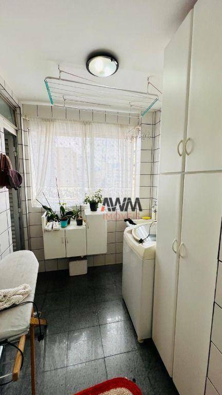 Apartamento à venda com 3 quartos, 106m² - Foto 13