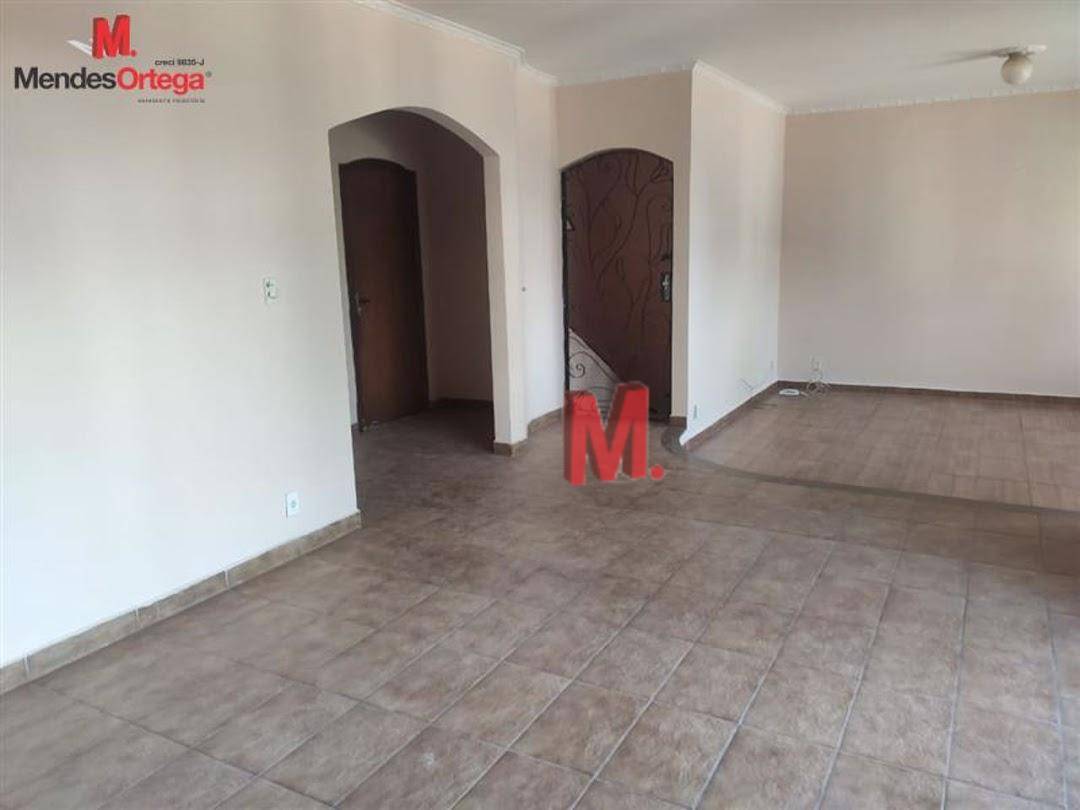 Casa à venda com 3 quartos, 270m² - Foto 11