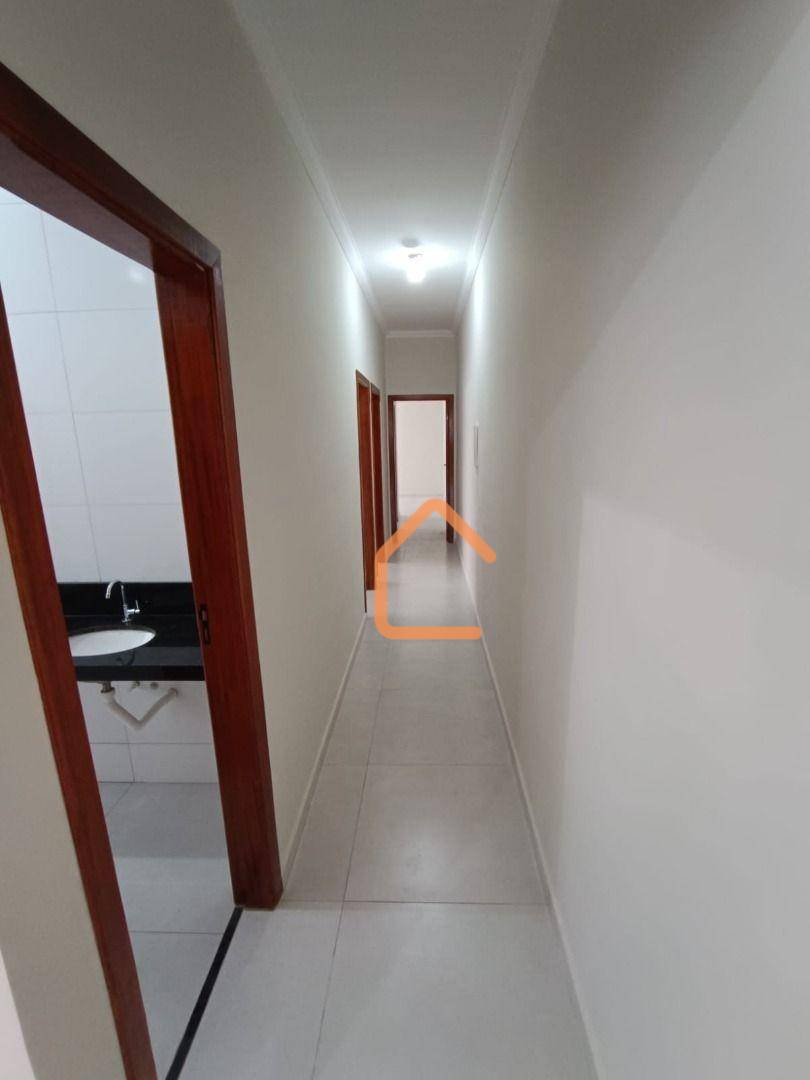 Casa à venda com 3 quartos, 121m² - Foto 8