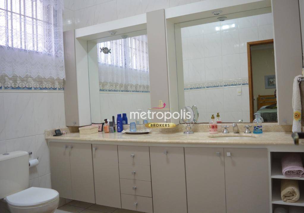 Sobrado à venda com 3 quartos, 215m² - Foto 11