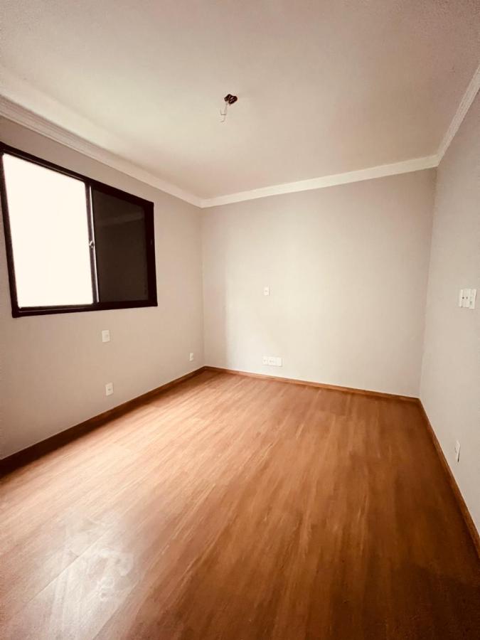 Casa à venda com 2 quartos, 52m² - Foto 13