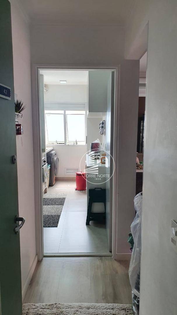 Apartamento à venda com 2 quartos, 63m² - Foto 14