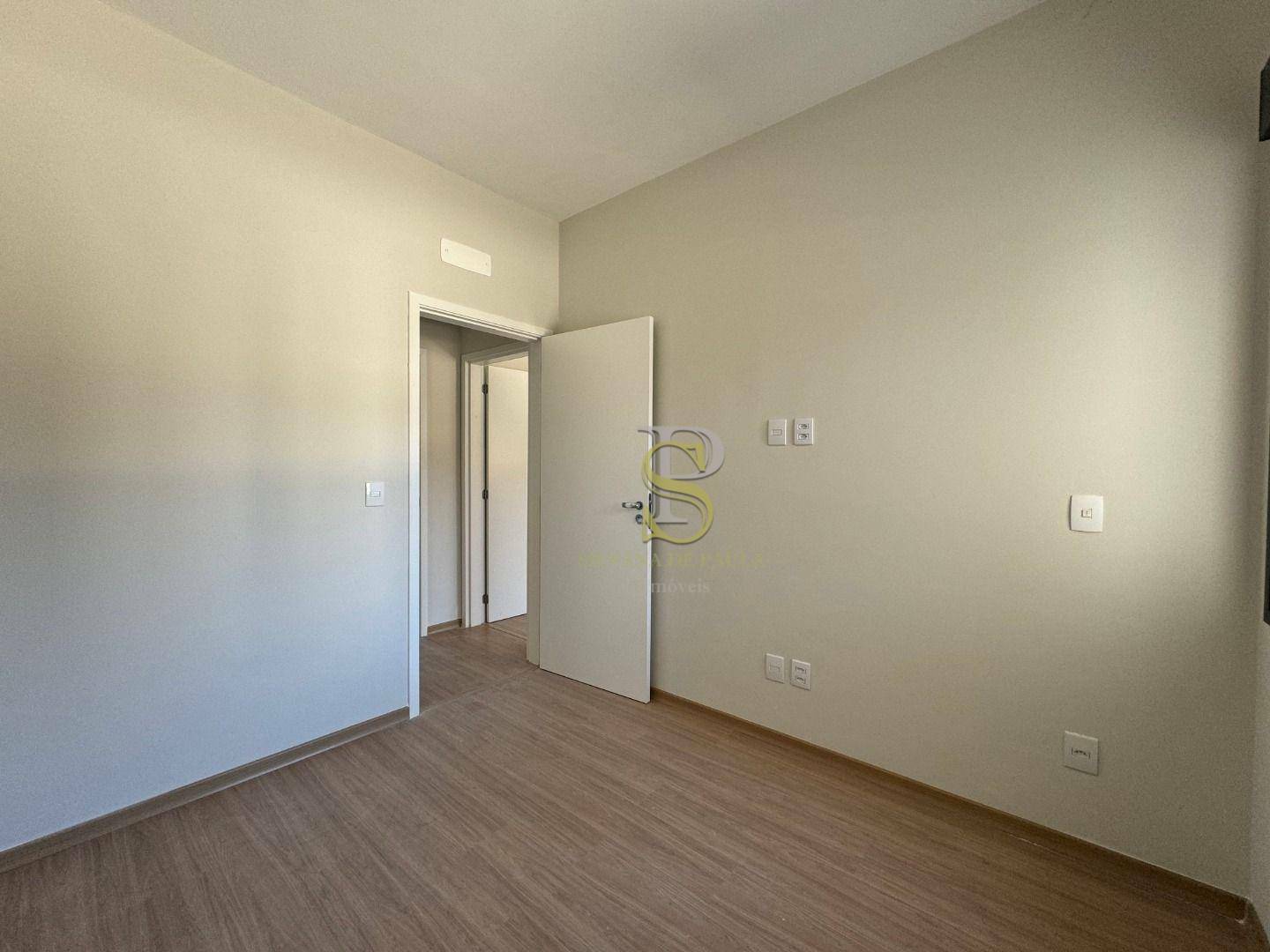 Casa à venda com 3 quartos, 96m² - Foto 15