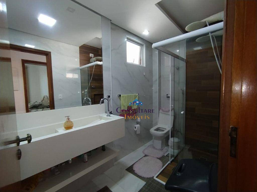 Apartamento à venda com 3 quartos, 122m² - Foto 19