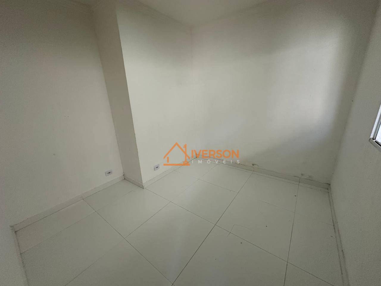 Casa para alugar com 4 quartos, 150m² - Foto 14