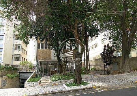 Apartamento à venda com 4 quartos, 228m² - Foto 2