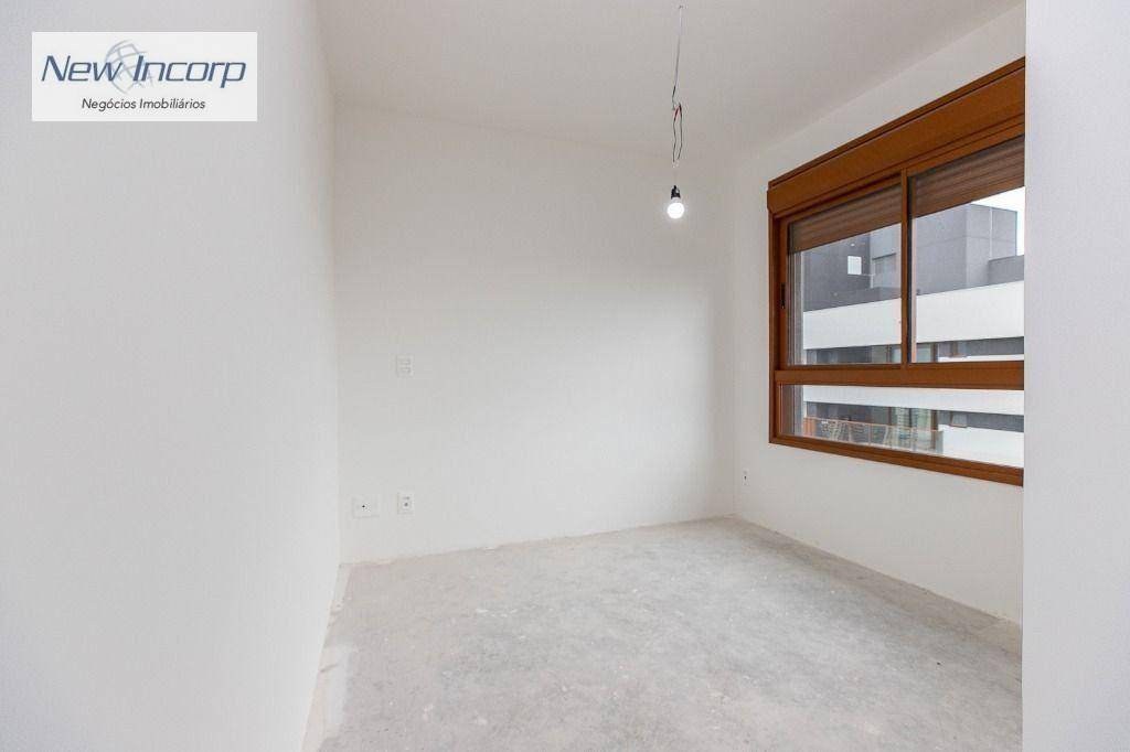 Apartamento à venda com 3 quartos, 147m² - Foto 17