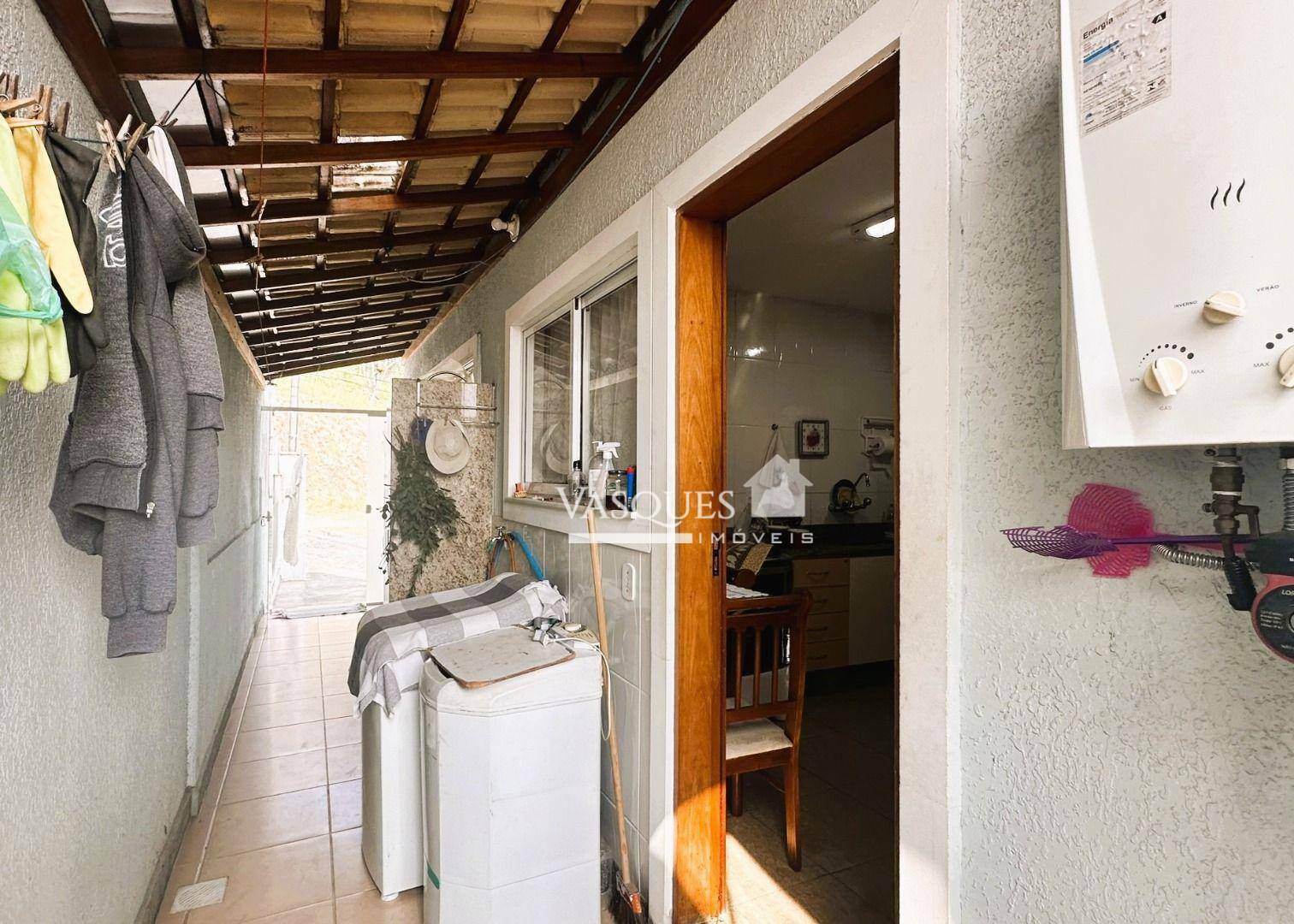 Casa de Condomínio à venda com 2 quartos, 107m² - Foto 18